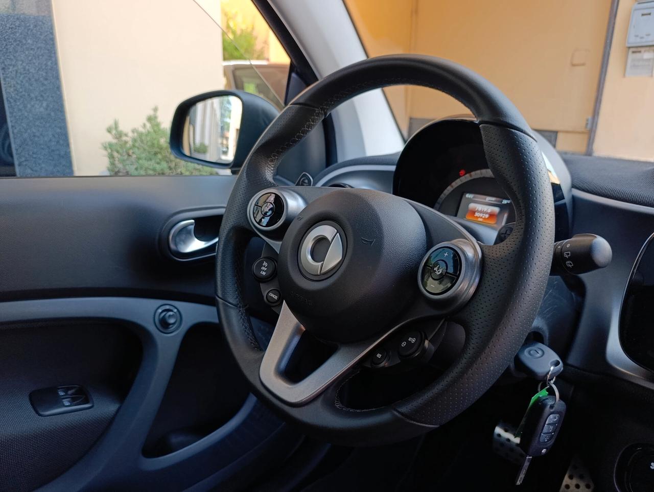 Smart ForTwo 90 0.9 Turbo BRABUS Style