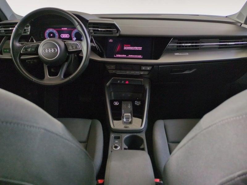 Audi A3 30 TDI S tronic Business
