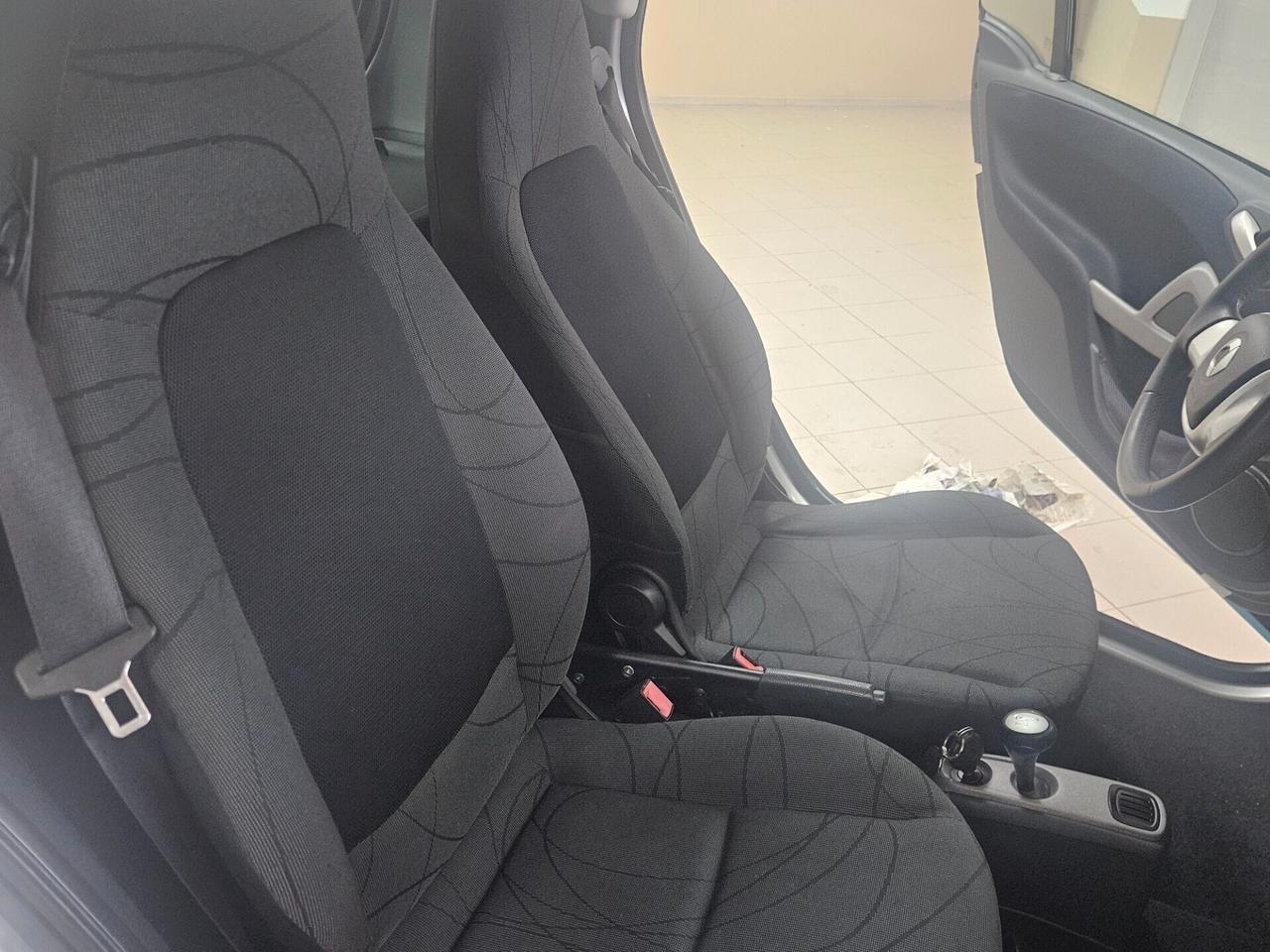 Smart ForTwo 800 40 kW coupé passion cdi