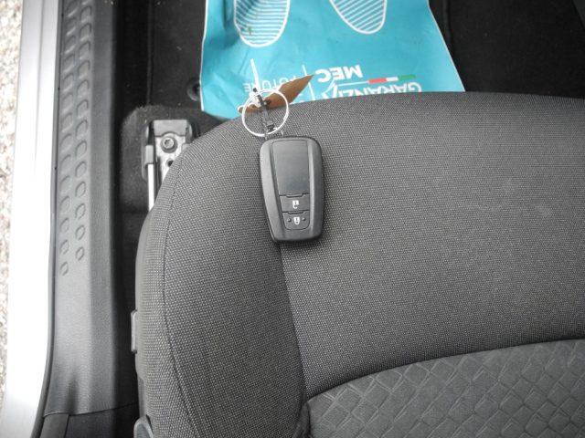 TOYOTA C-HR 1.8 Hybrid E-CVT Business -Ok NEOPATEN.- 74000 Km