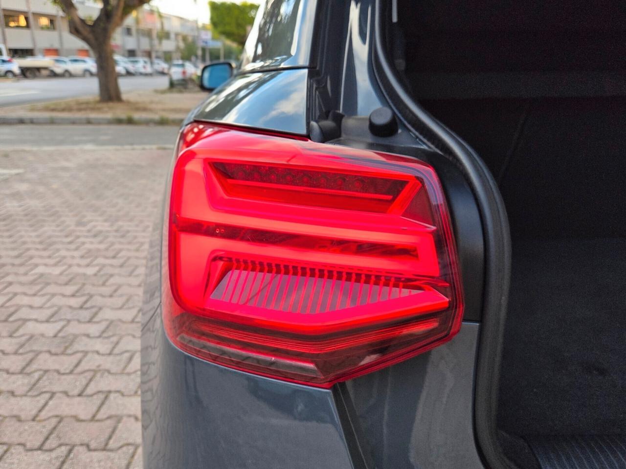 Audi Q2 30 TDI S tronic Business
