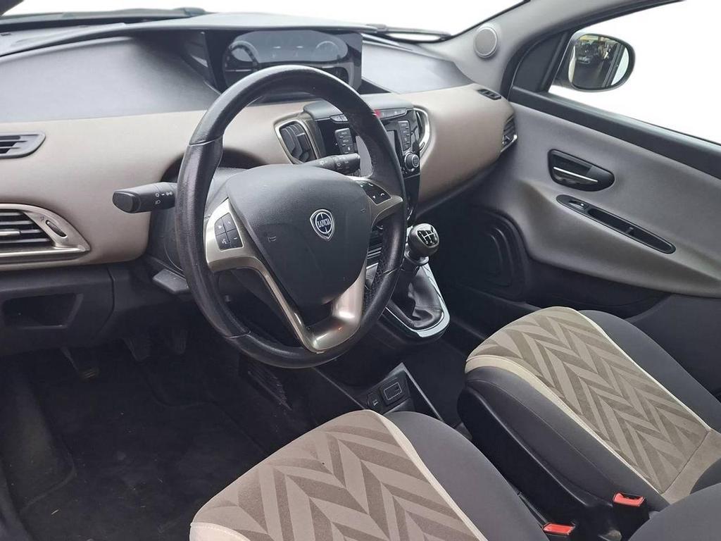 Lancia Ypsilon 5 Porte 1.2 Gold