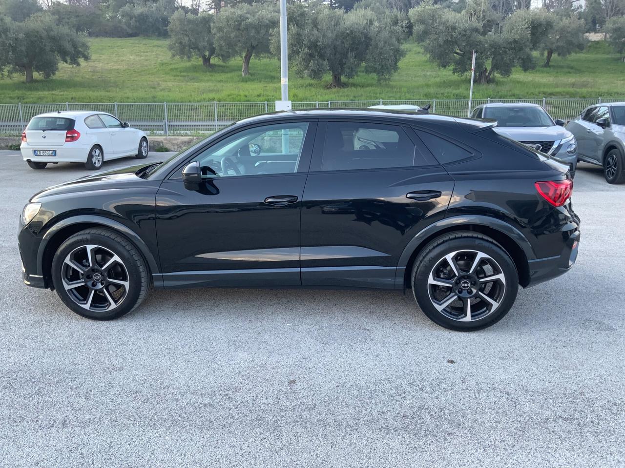 Audi Q3 35 TDI quattro S tronic Business Advanced