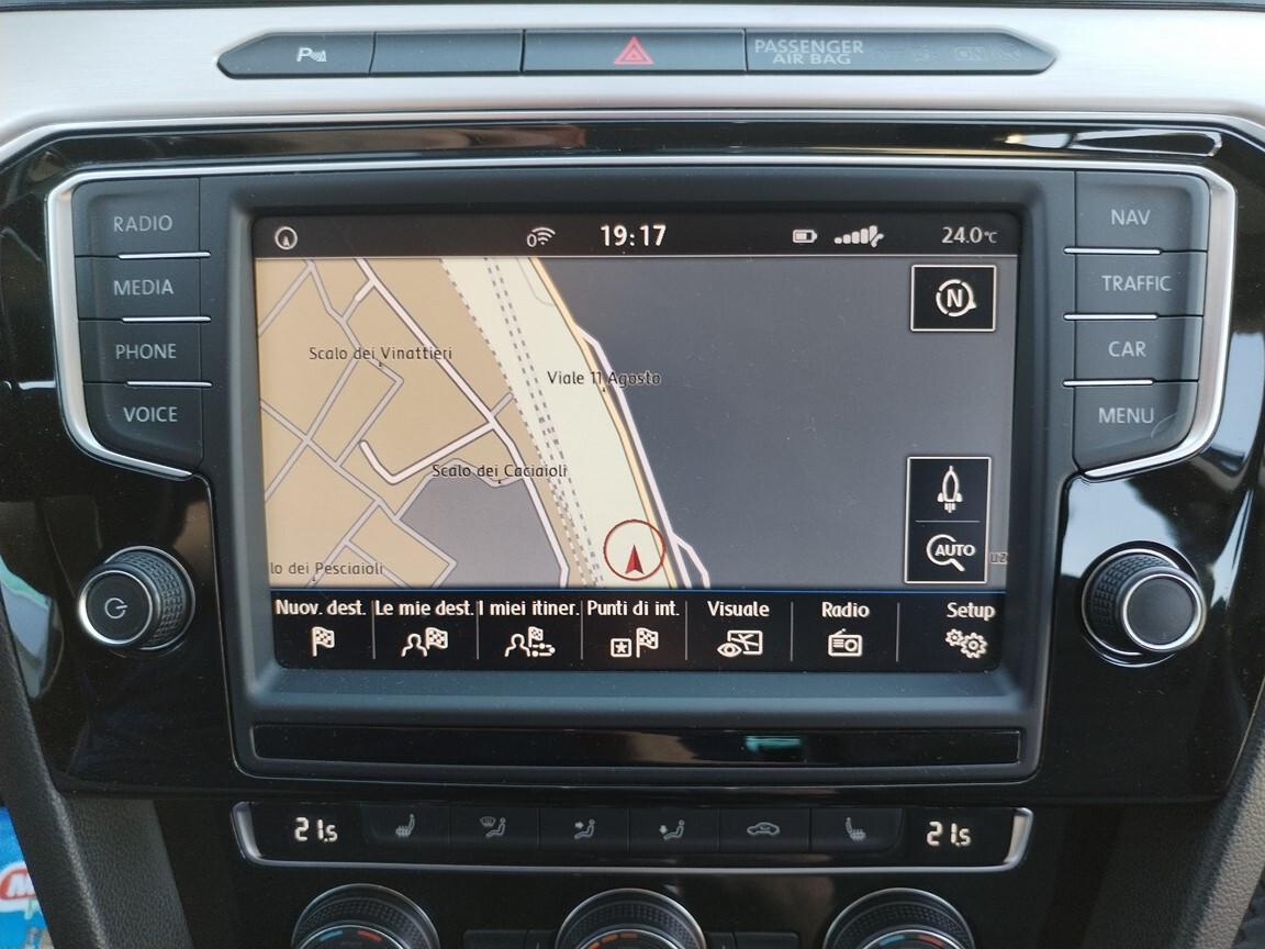 Volkswagen Passat SW 2.0 TDI Highline 10/2016 KM122000 UNIPRO MANUALE FULL SERVICE VW