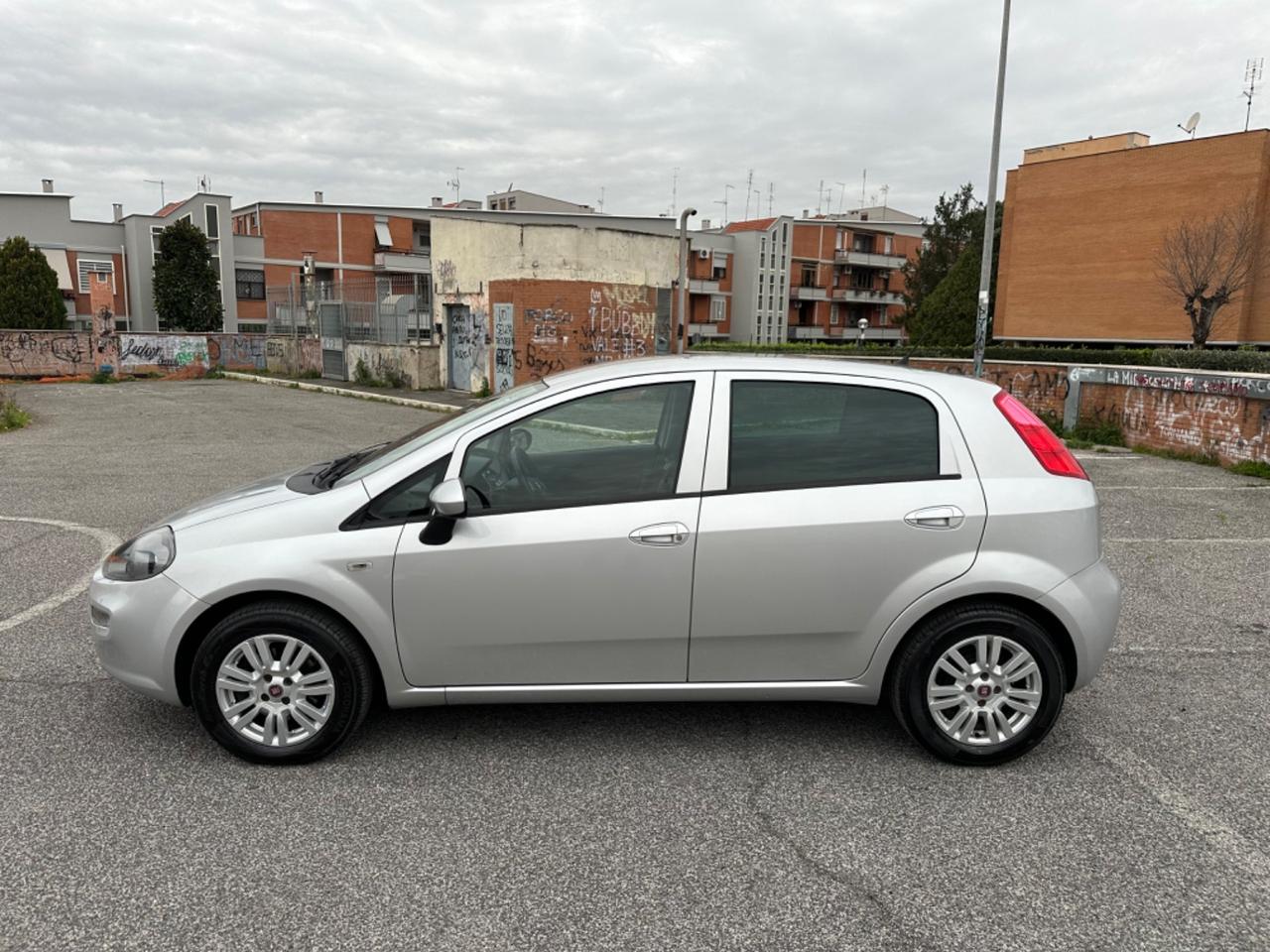 Fiat Punto 1.3 MJT II S&S 95 CV E6 5p Street