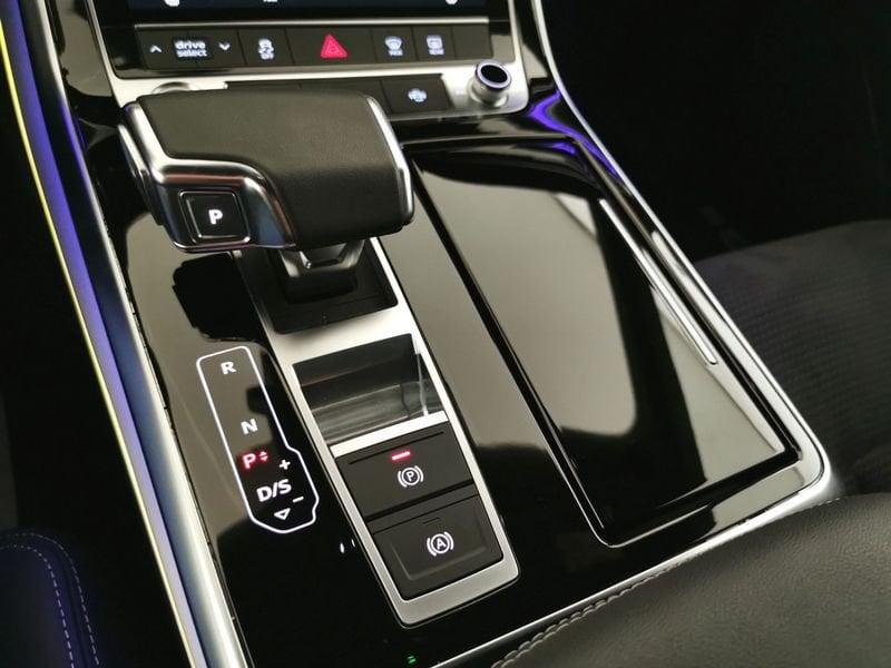 Audi Q8 55 3.0 tfsi mhev Sport quattro tiptronic