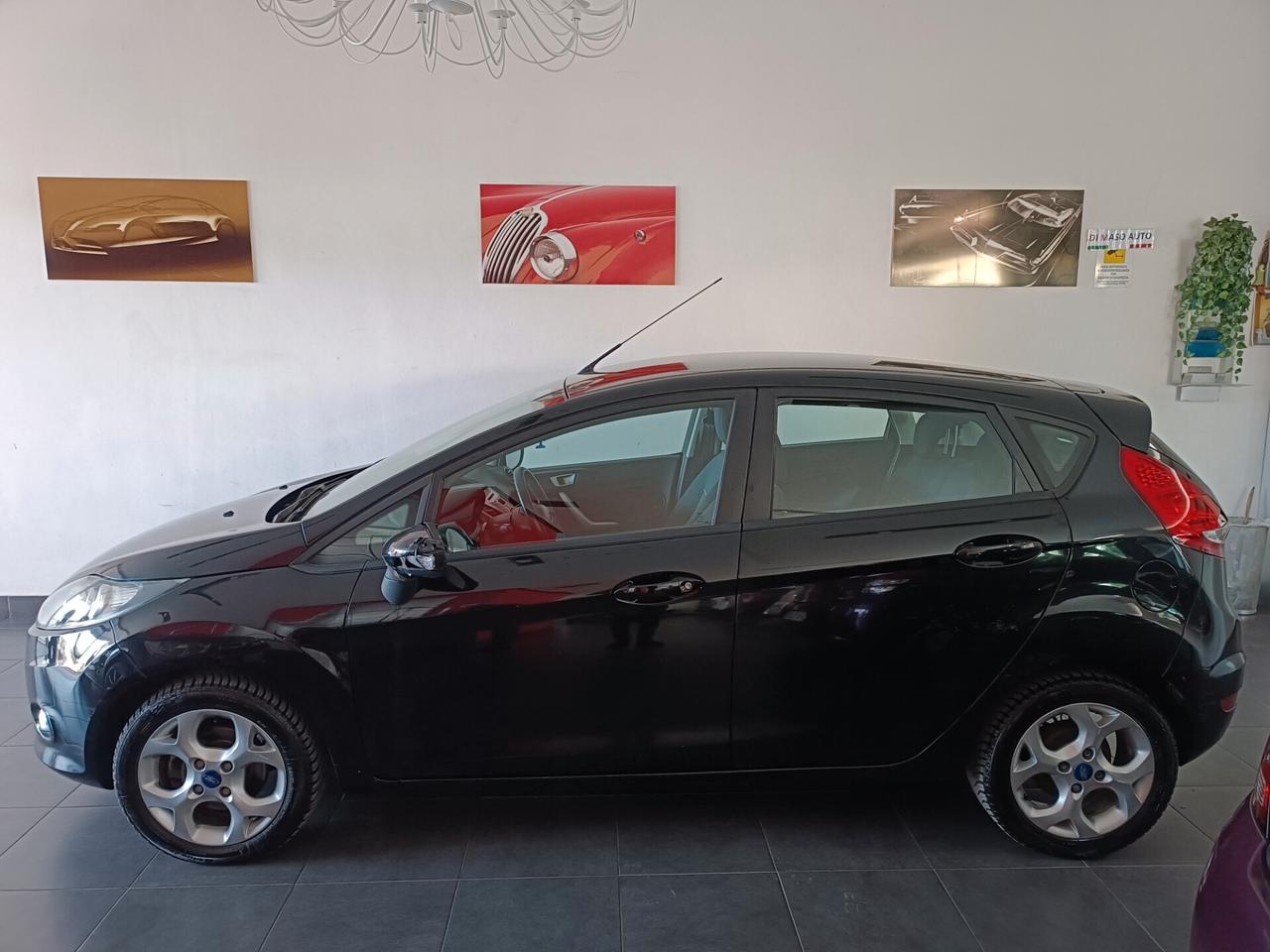 Ford Fiesta 1.4 5 porte Bz.- GPL Titanium