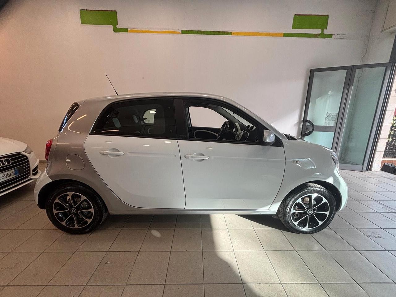 Smart ForFour 70 1.0 Passion
