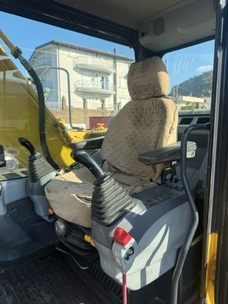 Escavatore Komatsu PC160LC-7K