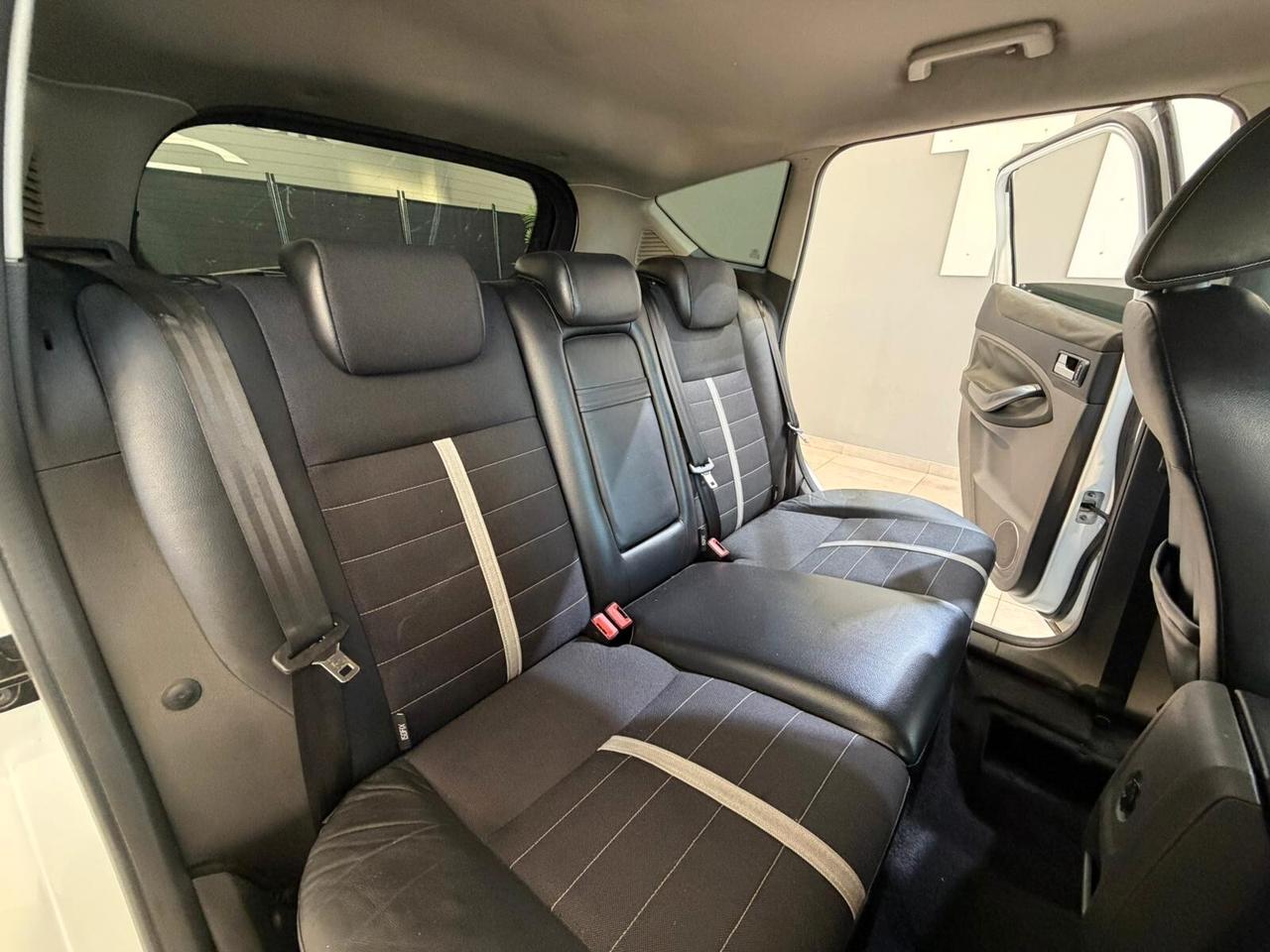 Ford Kuga 2.0 TDCi 140 CV 2WD Titanium DPF