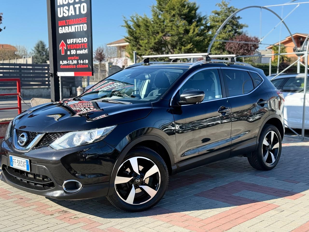 Nissan Qashqai 1.6 dCi 2WD Tekna-TETTO-NAVI.360