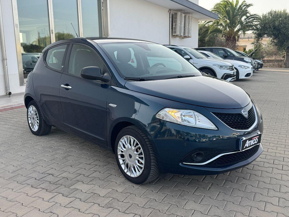 LANCIA Ypsilon 1.2 69 CV 5p. Gold