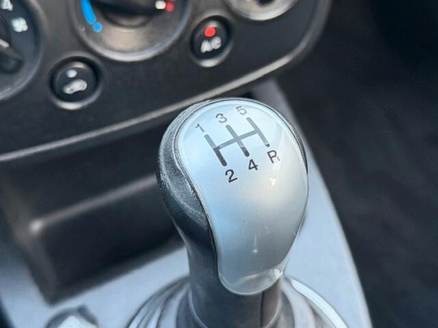 Ford Fiesta 1.4 16V 5p. Ghia Euro 4 adatta a neopatentati