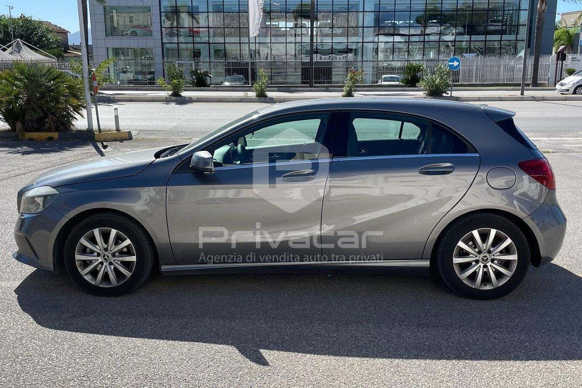 MERCEDES A 180 d Business