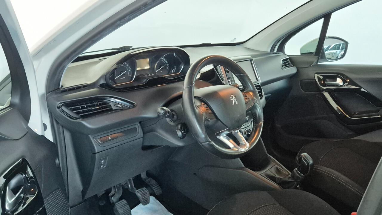 Peugeot 208 PureTech 82 5 porte Allure (NEOPATENTATI)