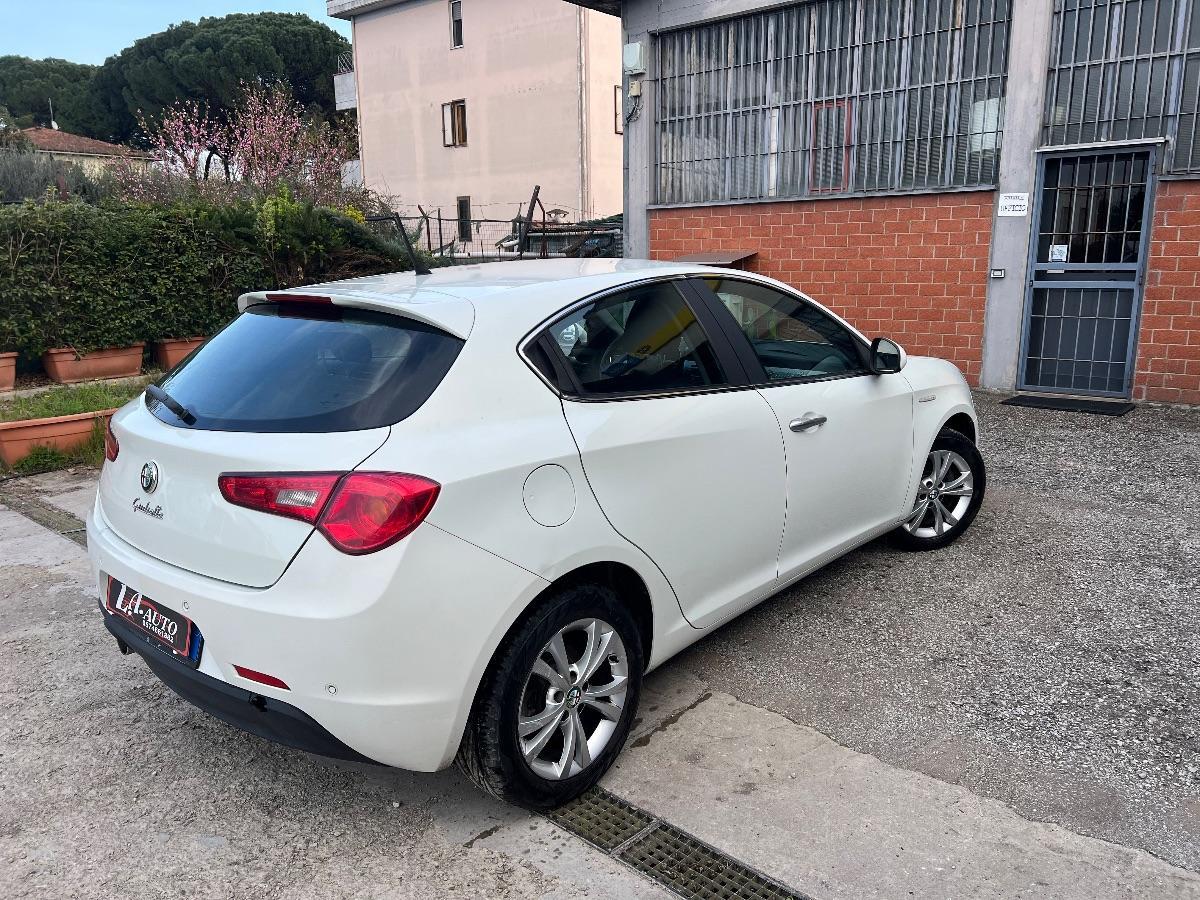 ALFA ROMEO - Giulietta - 1.6 JTDm-2 105 CV Business