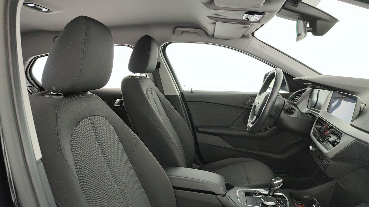 BMW Serie 1 F40 - 116d Advantage auto