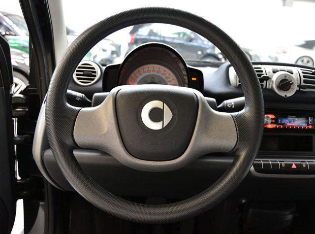 SMART ForTwo 1000 52 kW MHD coupé pure SERVOSTERZO