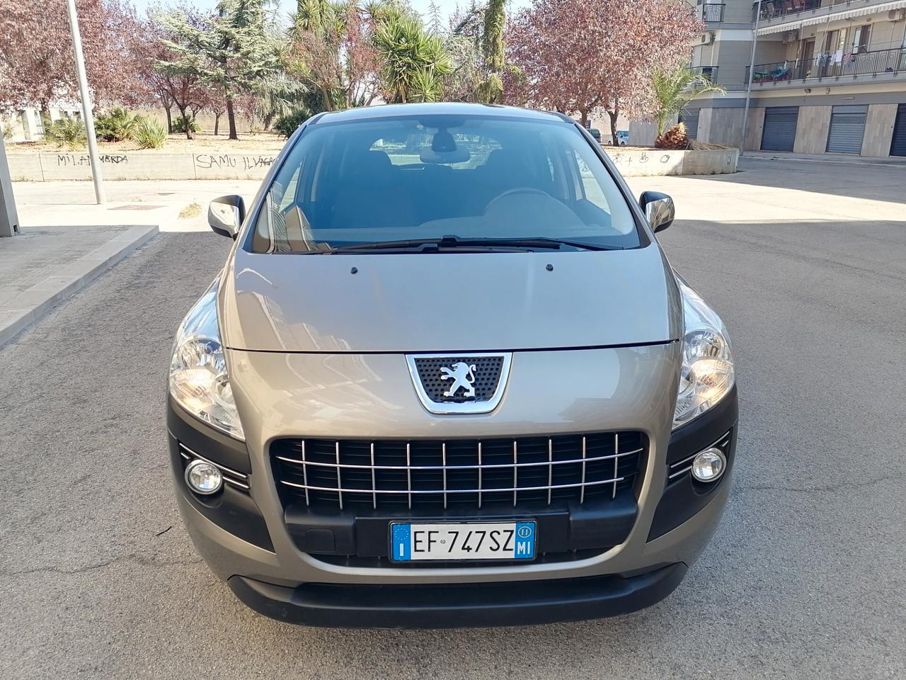 Peugeot 3008 1.6 e-HDi 112CV CAMBIO AUTOMATICO 2011