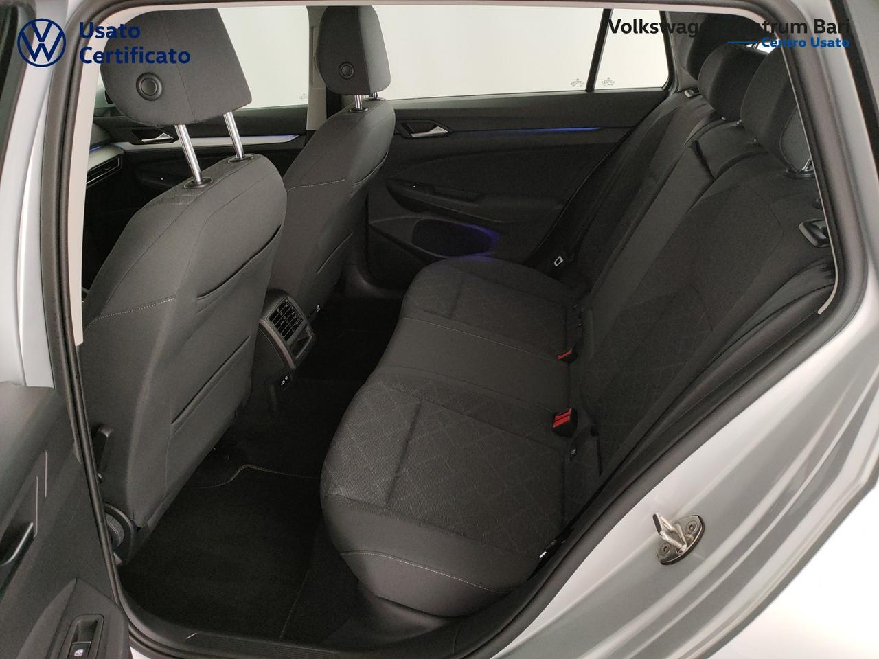 Volkswagen Golf variant 2.0 tdi life 150cv dsg