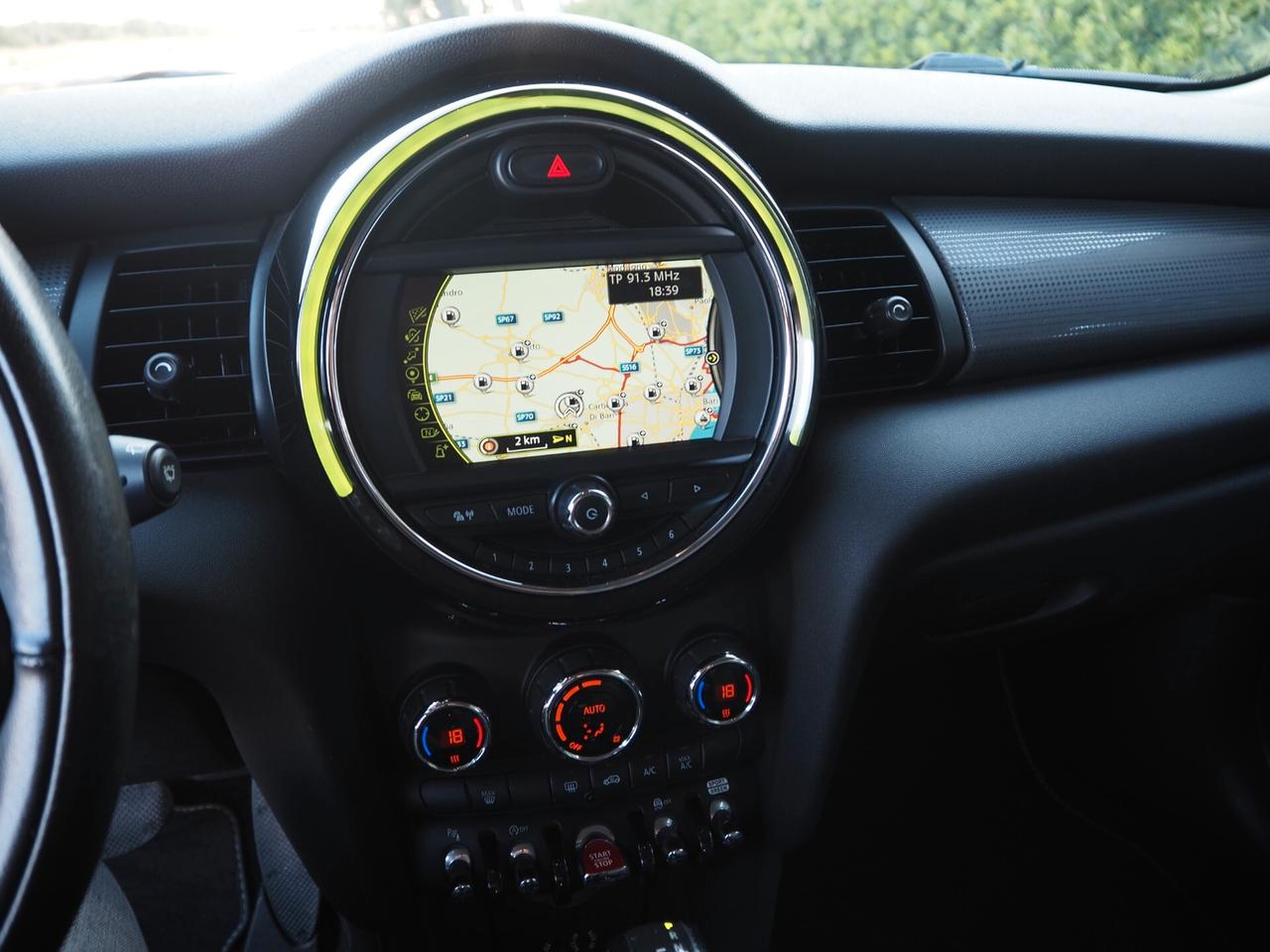 Mini Cooper 1.5 D Hype autom
