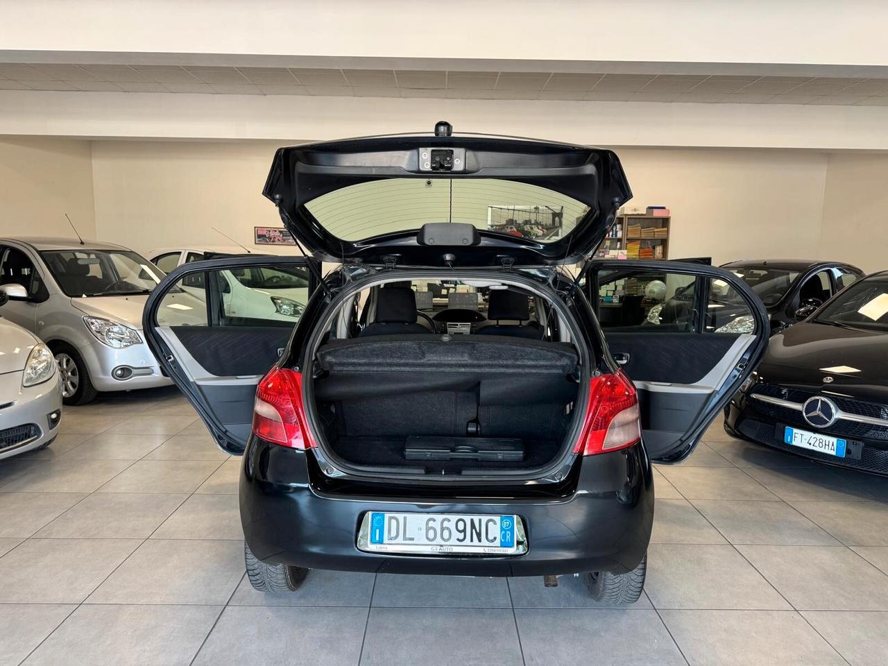 Toyota Yaris 1.3 BENZINA 5P NEOPATENTATI 2007