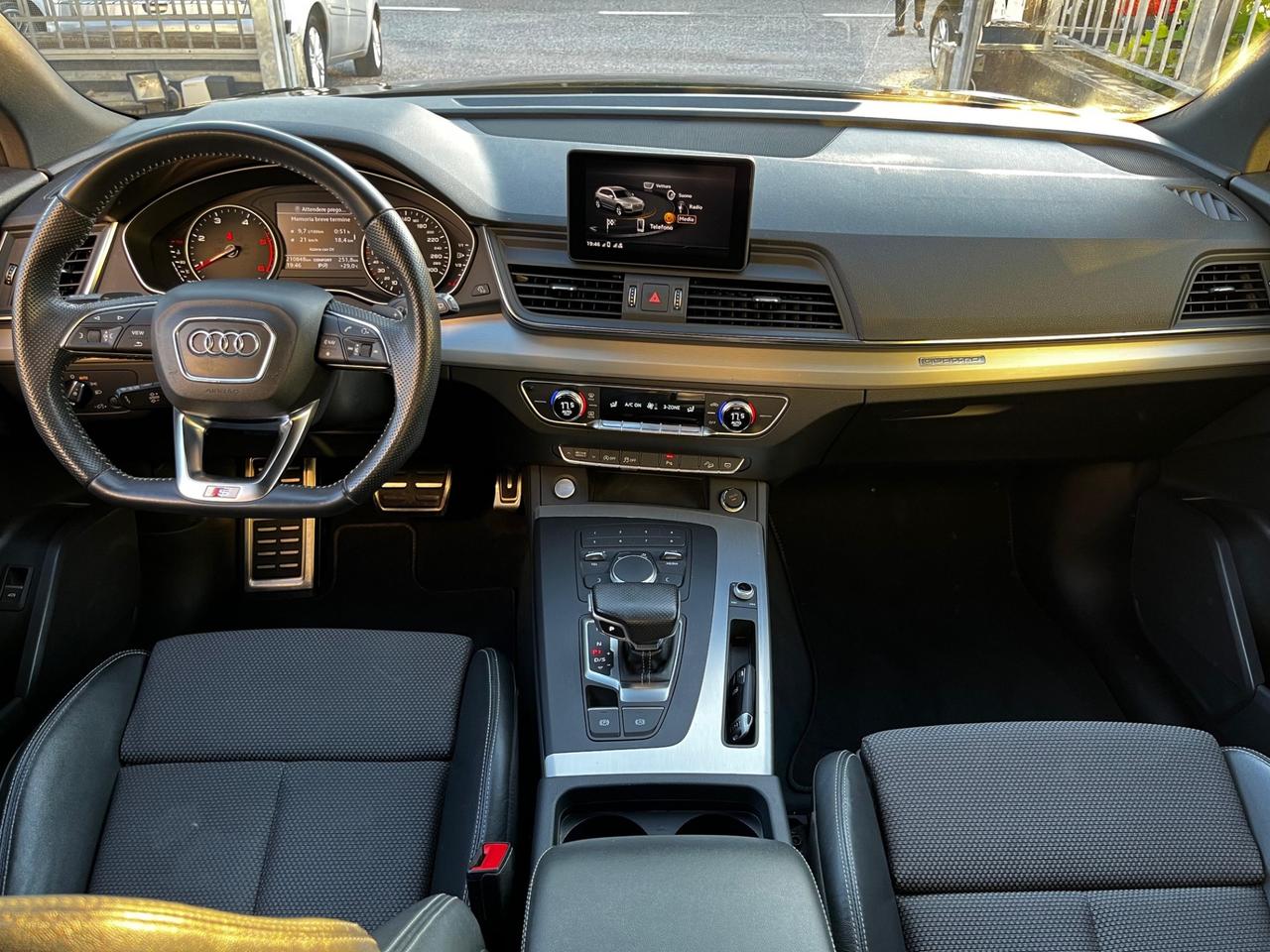 Audi Q5 40 TDI quattro S tronic line plus