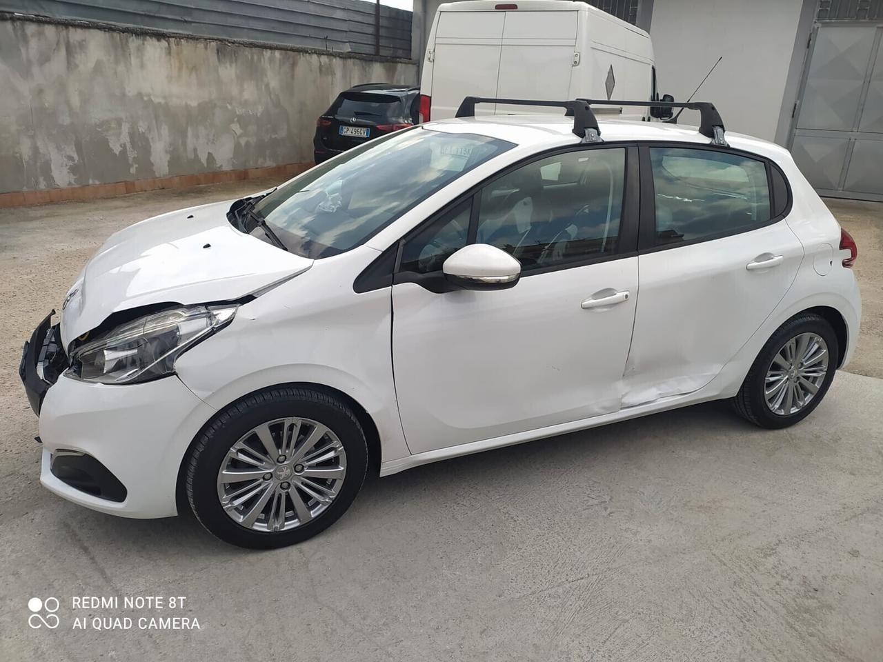 Peugeot 208 BlueHDi 75 S&S 5 porte Active