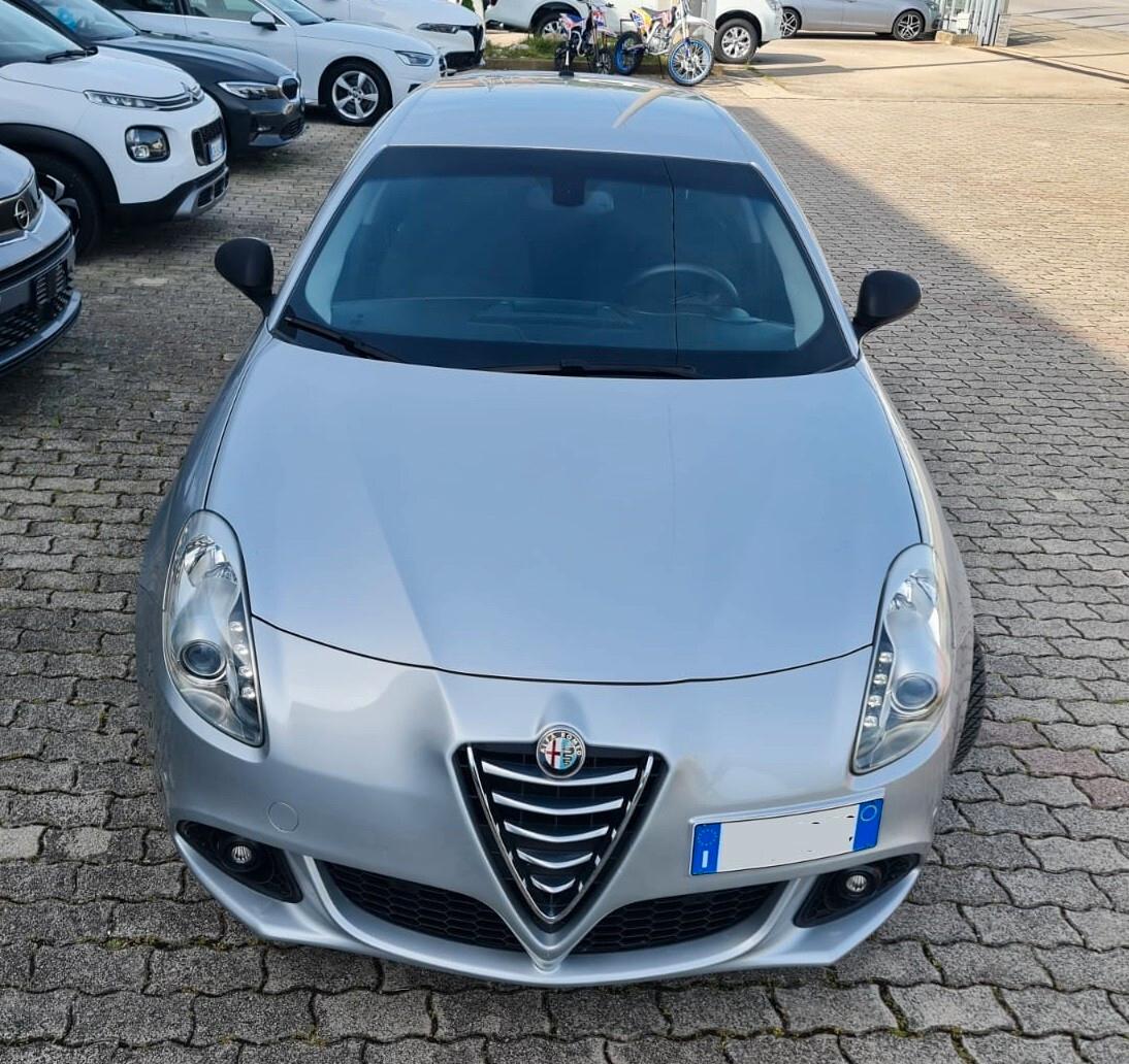 Alfa Romeo Giulietta 1.6 JTDm-2 105 CV Distinctive