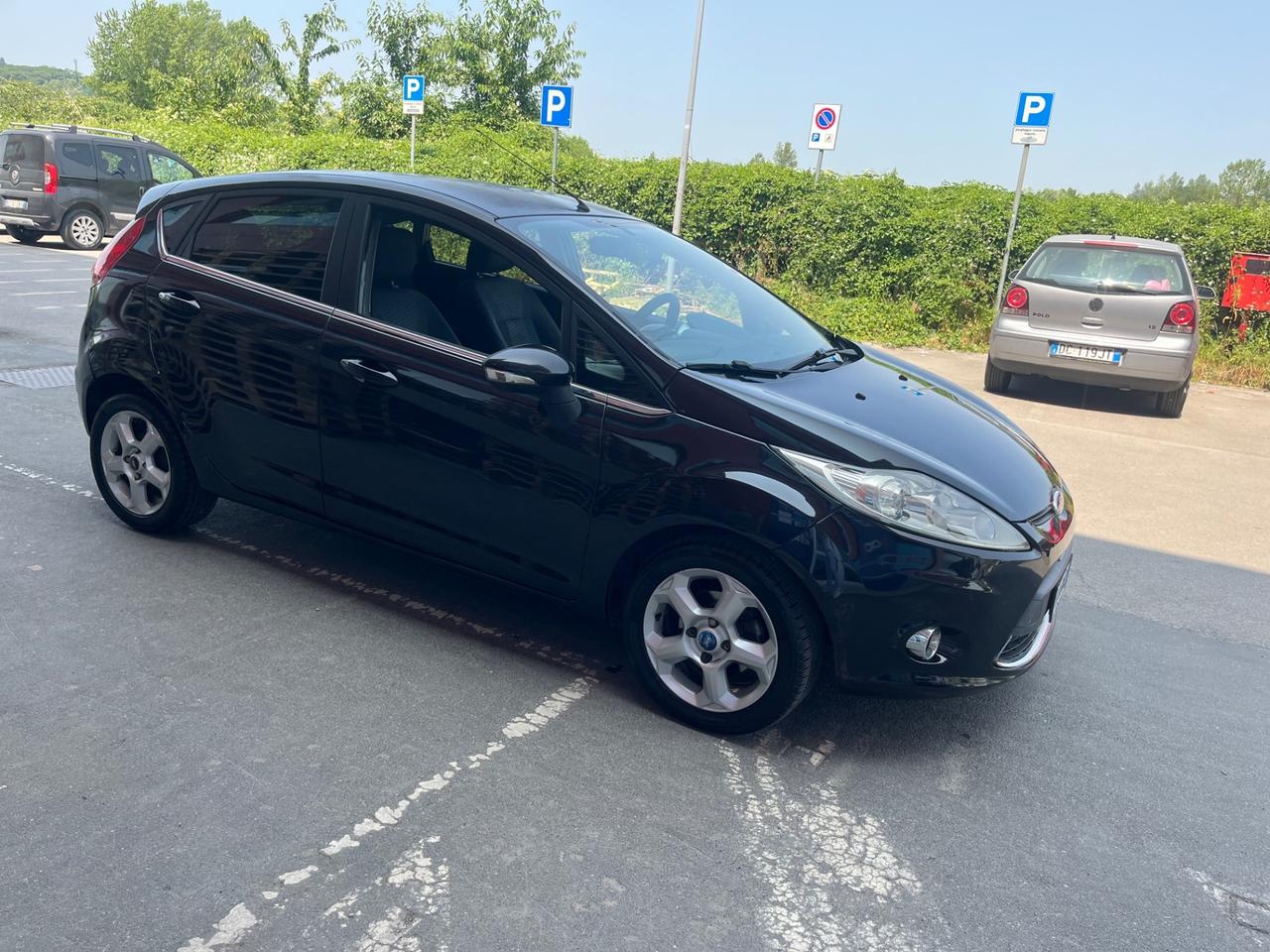Ford Fiesta 1.4 TDCi 70CV 5 porte Titanium