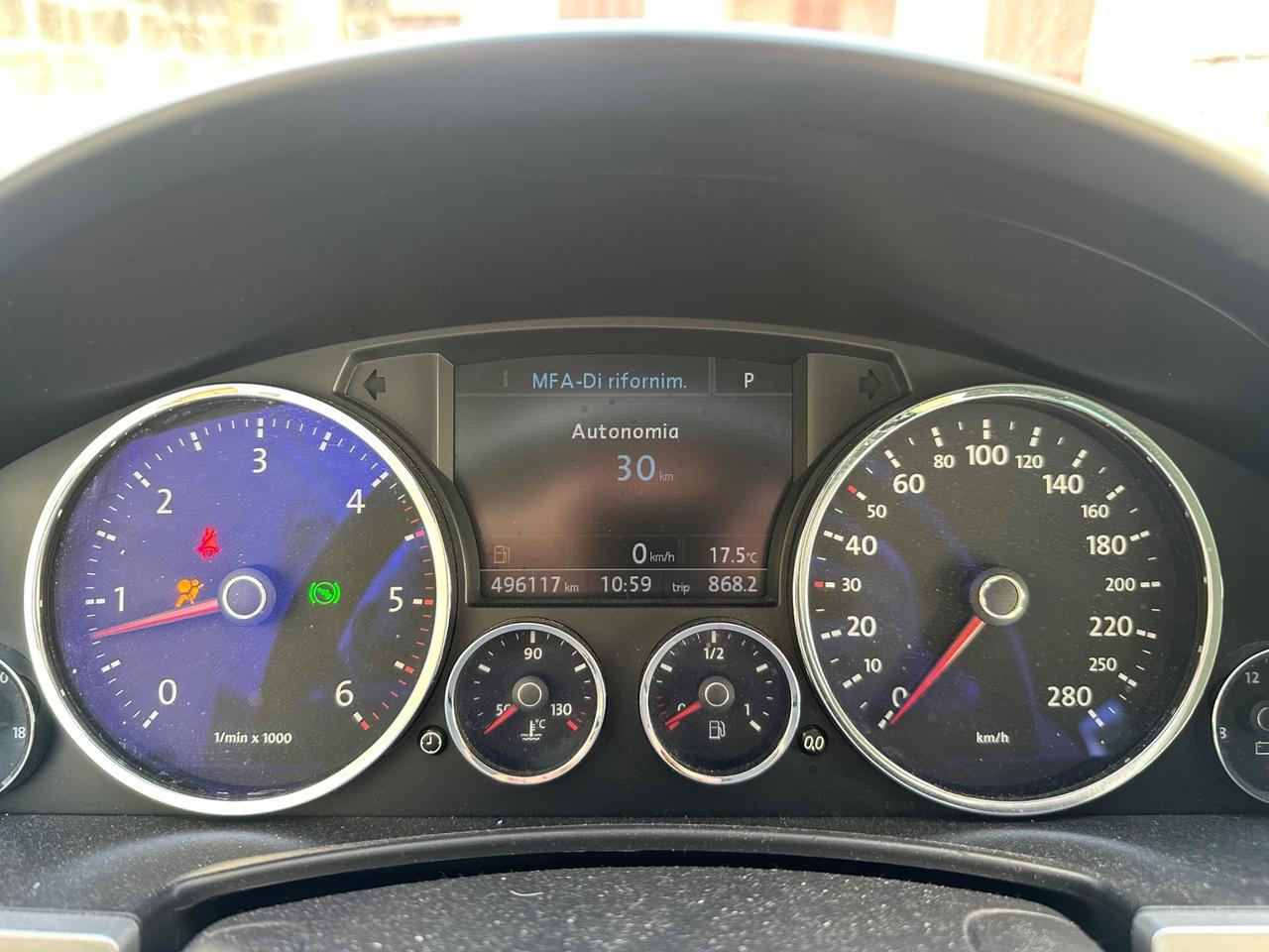 Volkswagen Touareg 3.0/240CV V6 TDI DPF tip. Exclusive