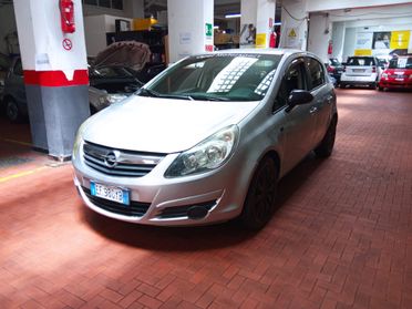 Opel Corsa 1.2 5 porte Club Benzina/Metano