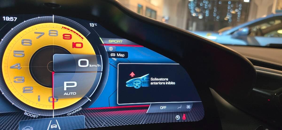 Ferrari 296 GTS *NUOVA - DEMO EXTRACAMPIONARIO *