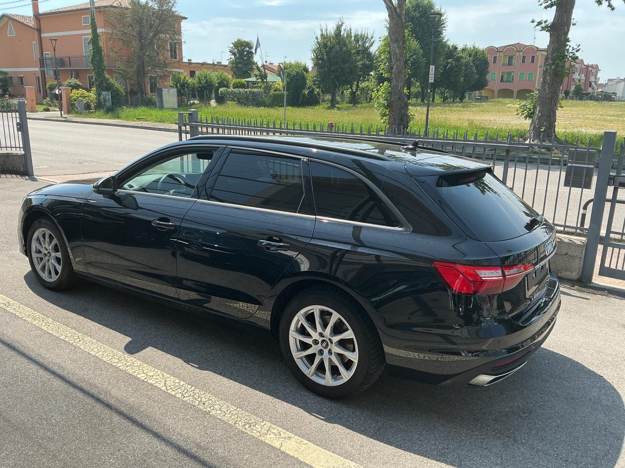 Audi A4 Avant 35 TFSI S tronic MHEV 150 Cv - km 46.000