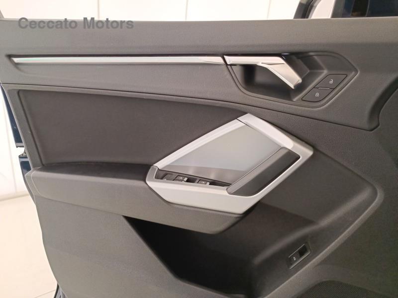 Audi Q3 35 2.0 TDI Business S tronic