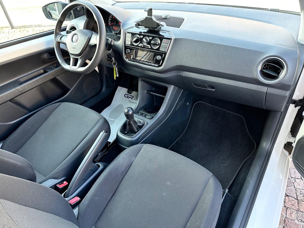 Volkswagen UP - 1.0Bz 60Cv - Neopatentati