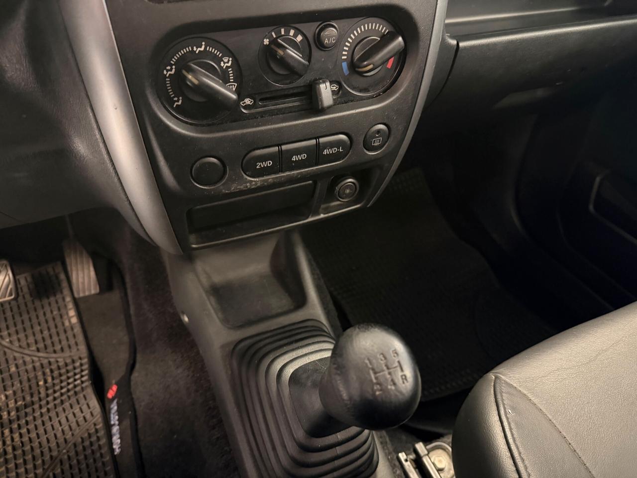 Suzuki Jimny 1.5 DDiS cat 4WD JLX