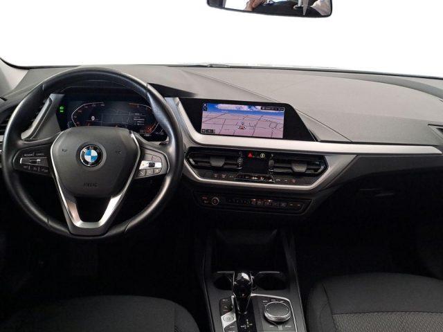 BMW 116 i 5p. Advantage Aut.