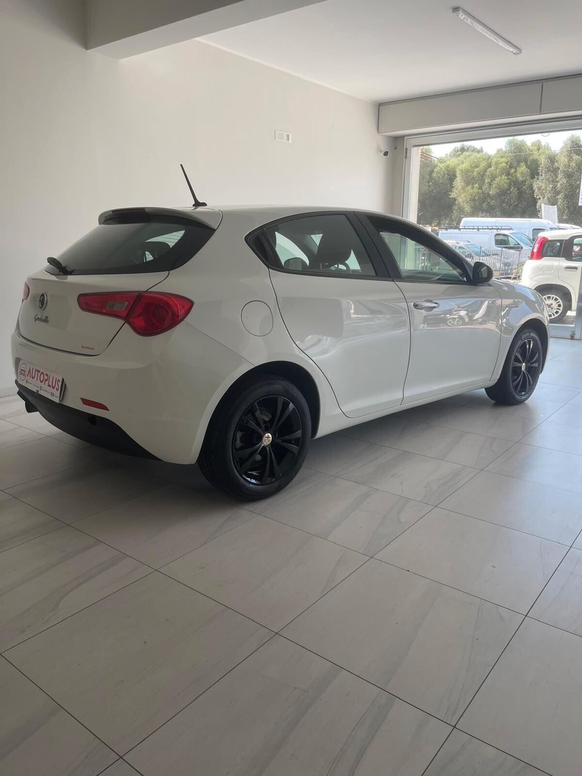 Alfa Romeo Giulietta 1.6 JTDm-2 105 CV Progression