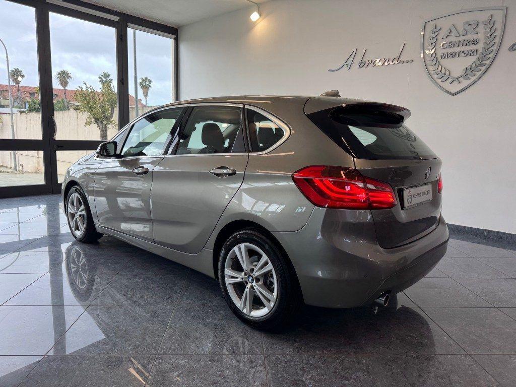 BMW 216 d Active Tourer Sport Naavi Led Full Opt