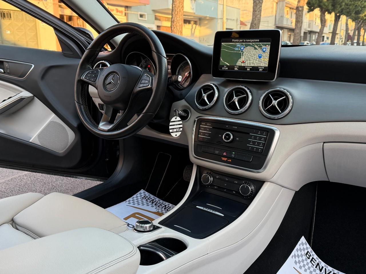 Mercedes GLA 200 d Autom Enduro *TETTO - 2016