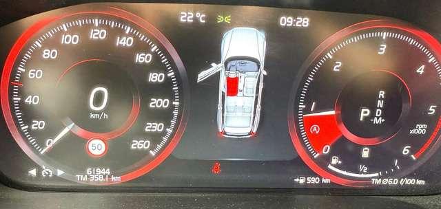 Volvo V60 II 2019 2.0 b4 Inscription auto
