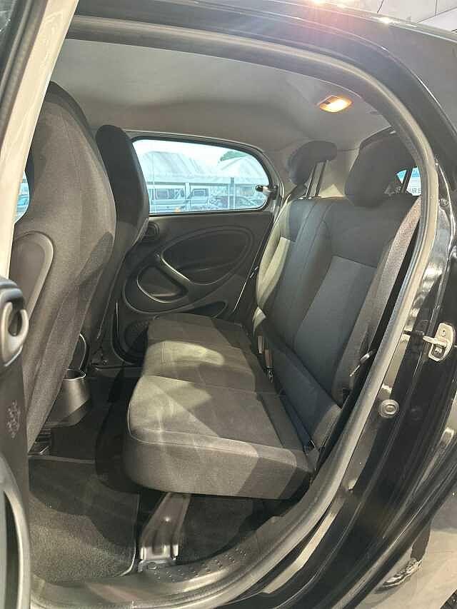 Smart forfour 70 1.0 twinamic Youngster