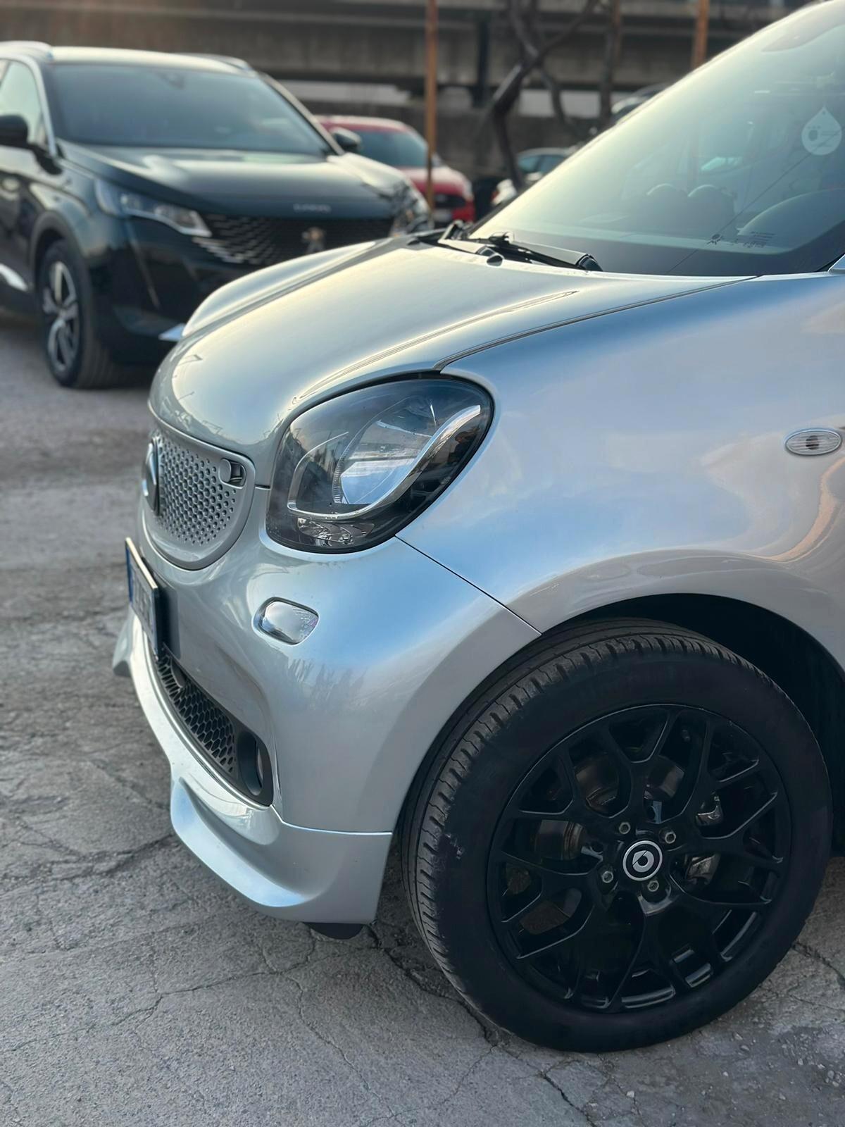 Smart ForFour 70 1.0 twinamic Prime PROMO!!