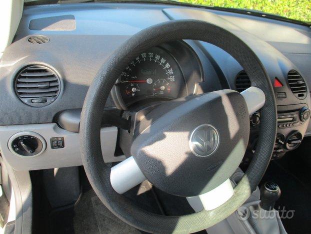 Volkswagen New Beetle 1.9 TDI 101CV Cabrio