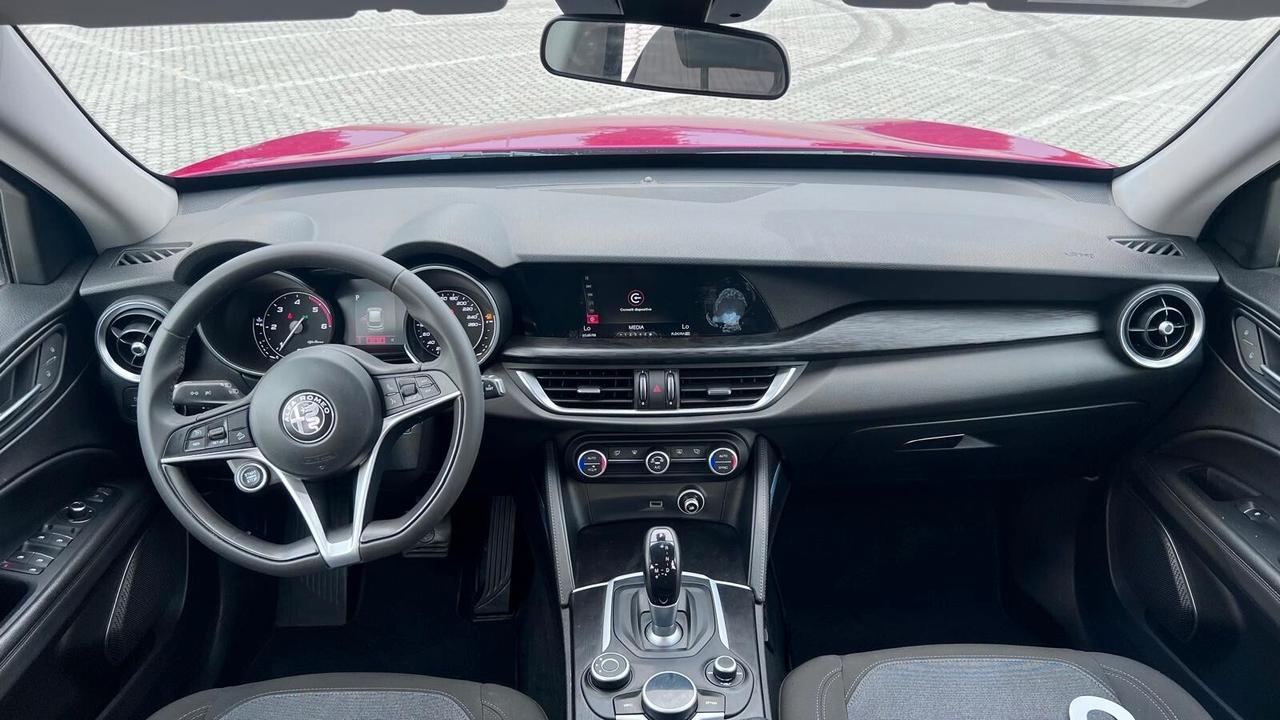 Alfa Romeo Stelvio 2.2 Turbodiesel 150 CV AT8 RWD Business