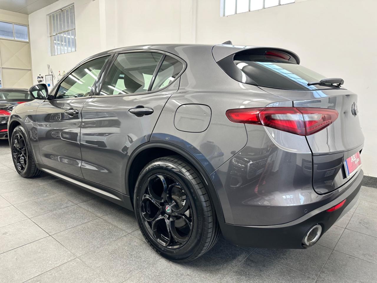 Alfa Romeo Stelvio SUPER