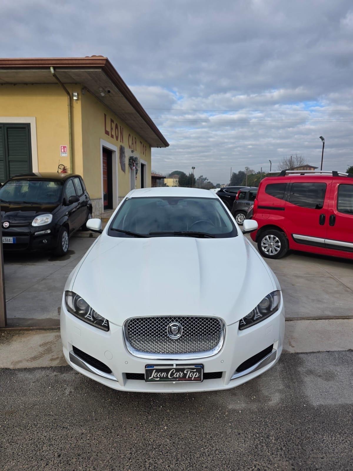 Jaguar XF 2.2 D 190 CV km 119 mila pari al nuovo