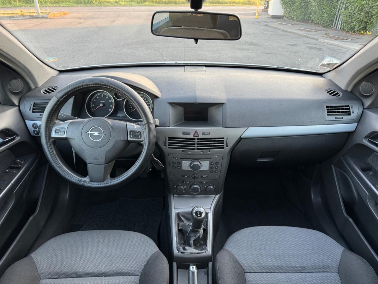 Opel Astra 1.4 16V Twinport 5 porte Club