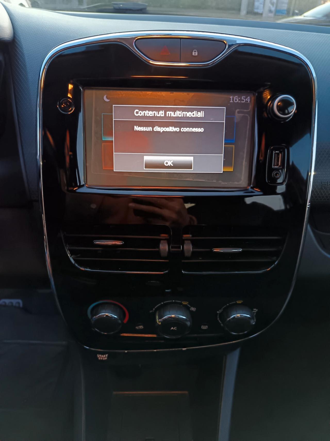 Renault Clio 0.9 TCe 12V 90CV Start&Stop 5 porte Energy